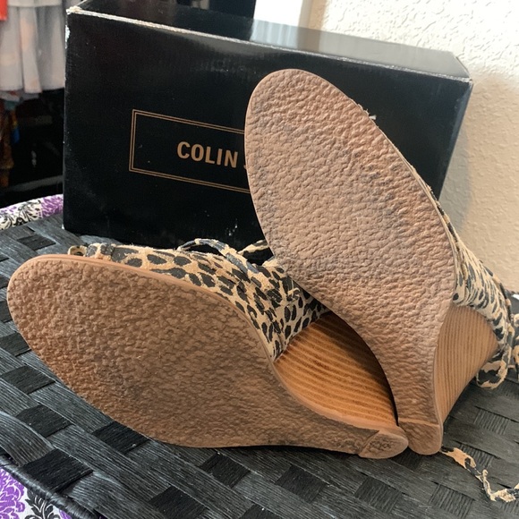 Colin Stuart leopard suede leather wooden wedge. With detachable straps. Size 10 - Picture 5 of 6